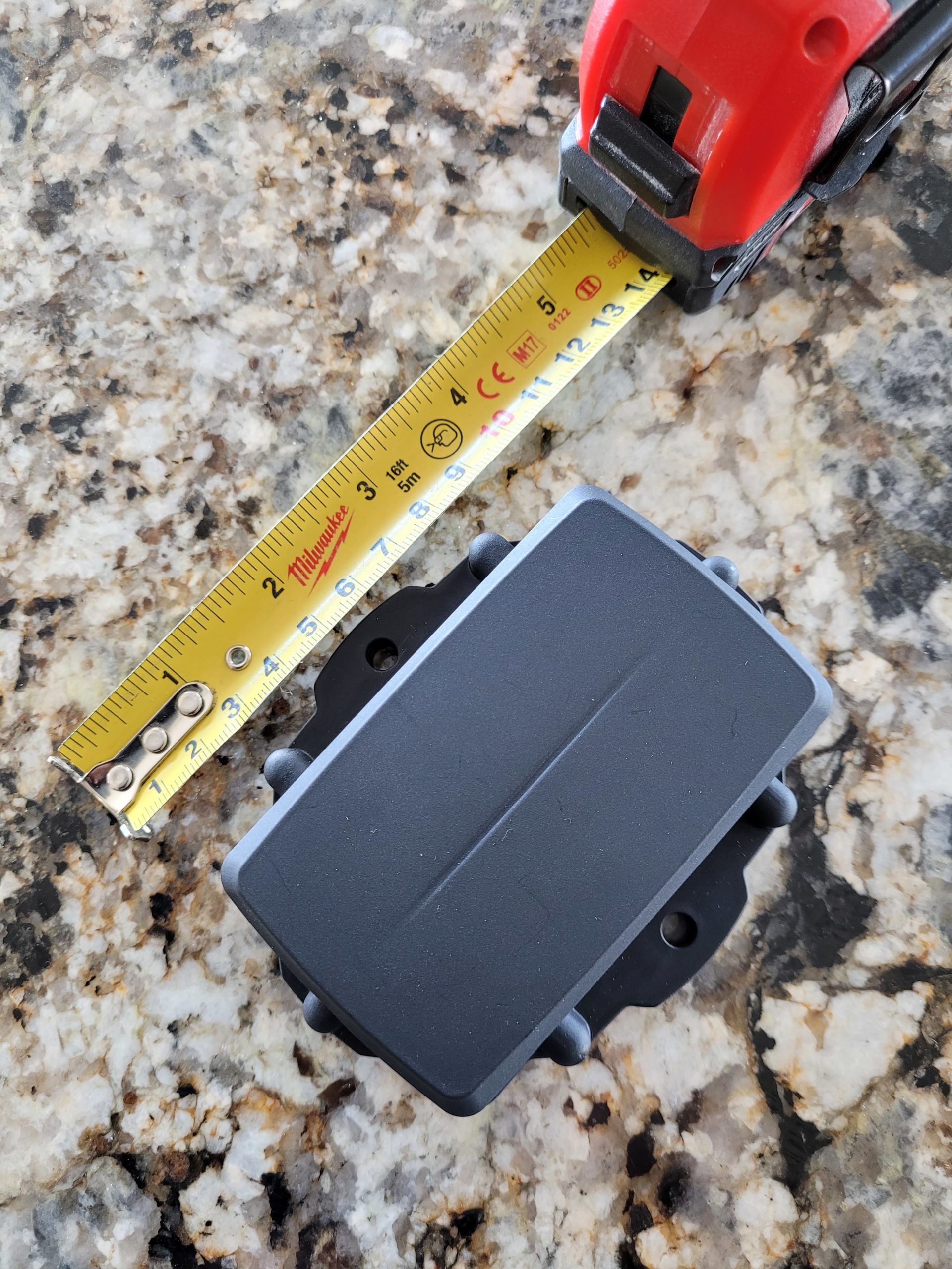 Additional asset tracking hardware